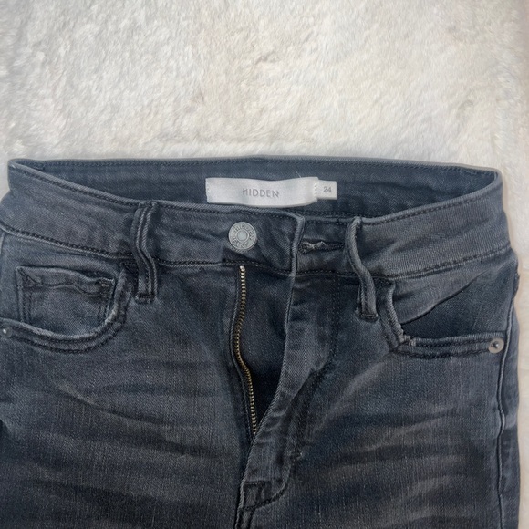 NWOT HIDDEN BLACK FRAYED HEM JEANS - Picture 3 of 5
